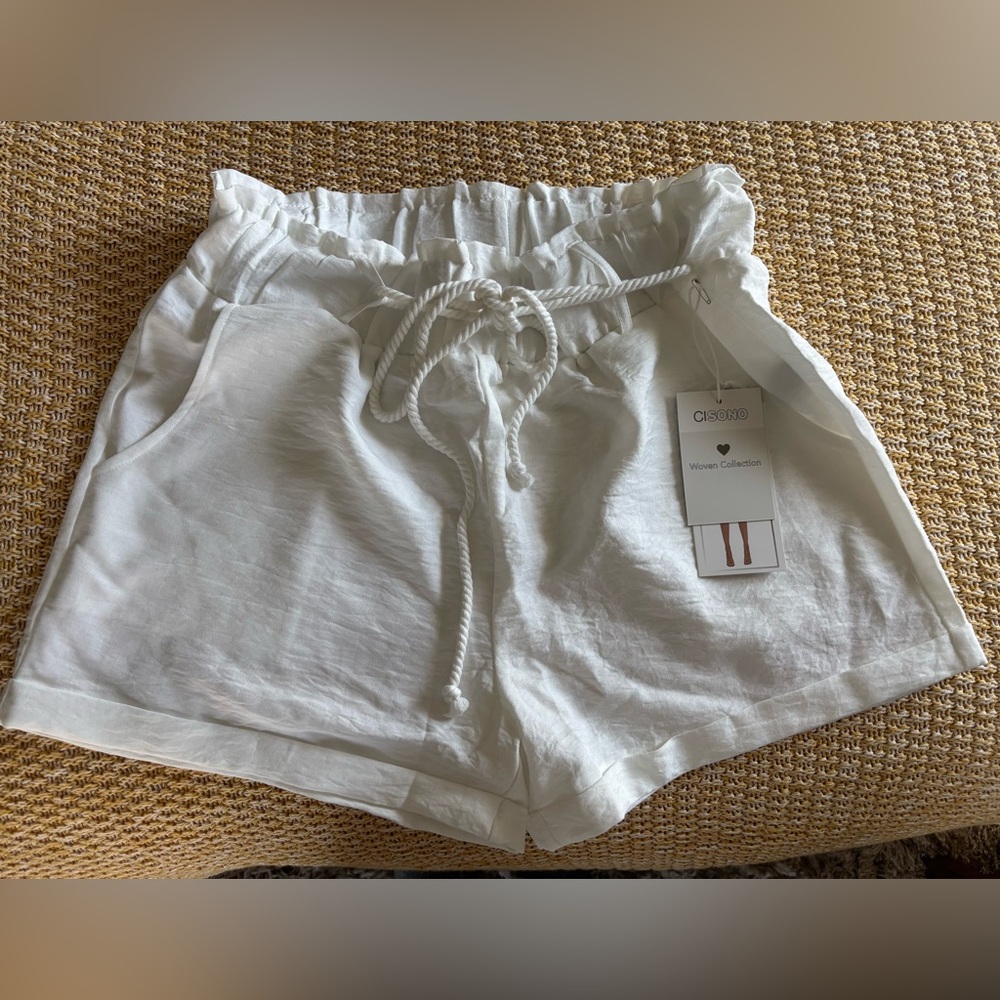 NWT white shorts
